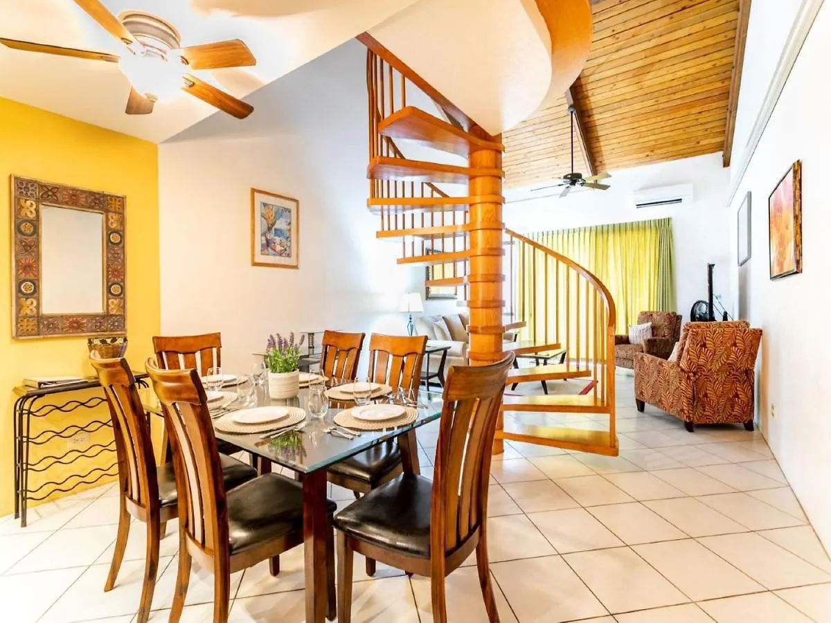 Kamaole Sands 8-402 - 2 Bedrooms, Pool Access, Spa, Sleeps 6 Wailea  Appartement Wailea (Maui)