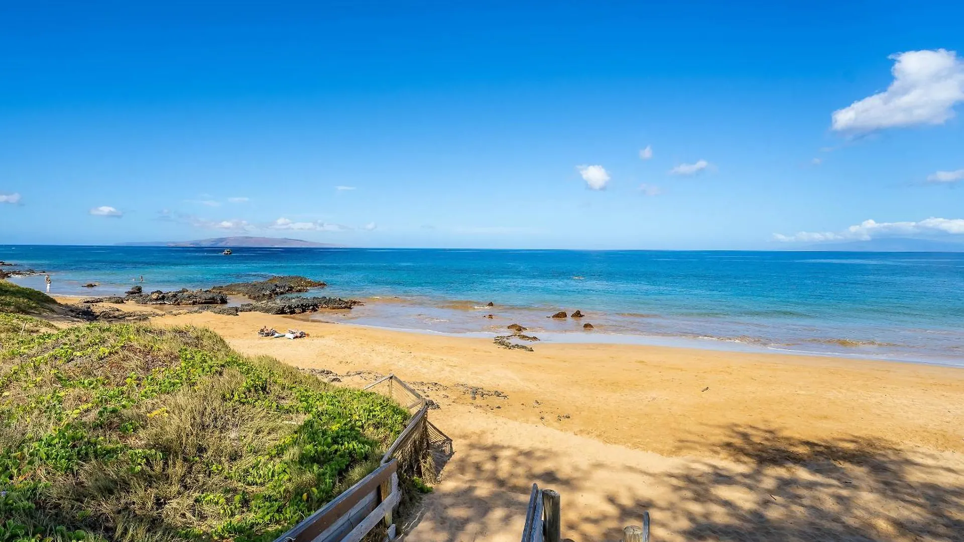 Kamaole Sands 8-402 - 2 Bedrooms, Pool Access, Spa, Sleeps 6 Wailea