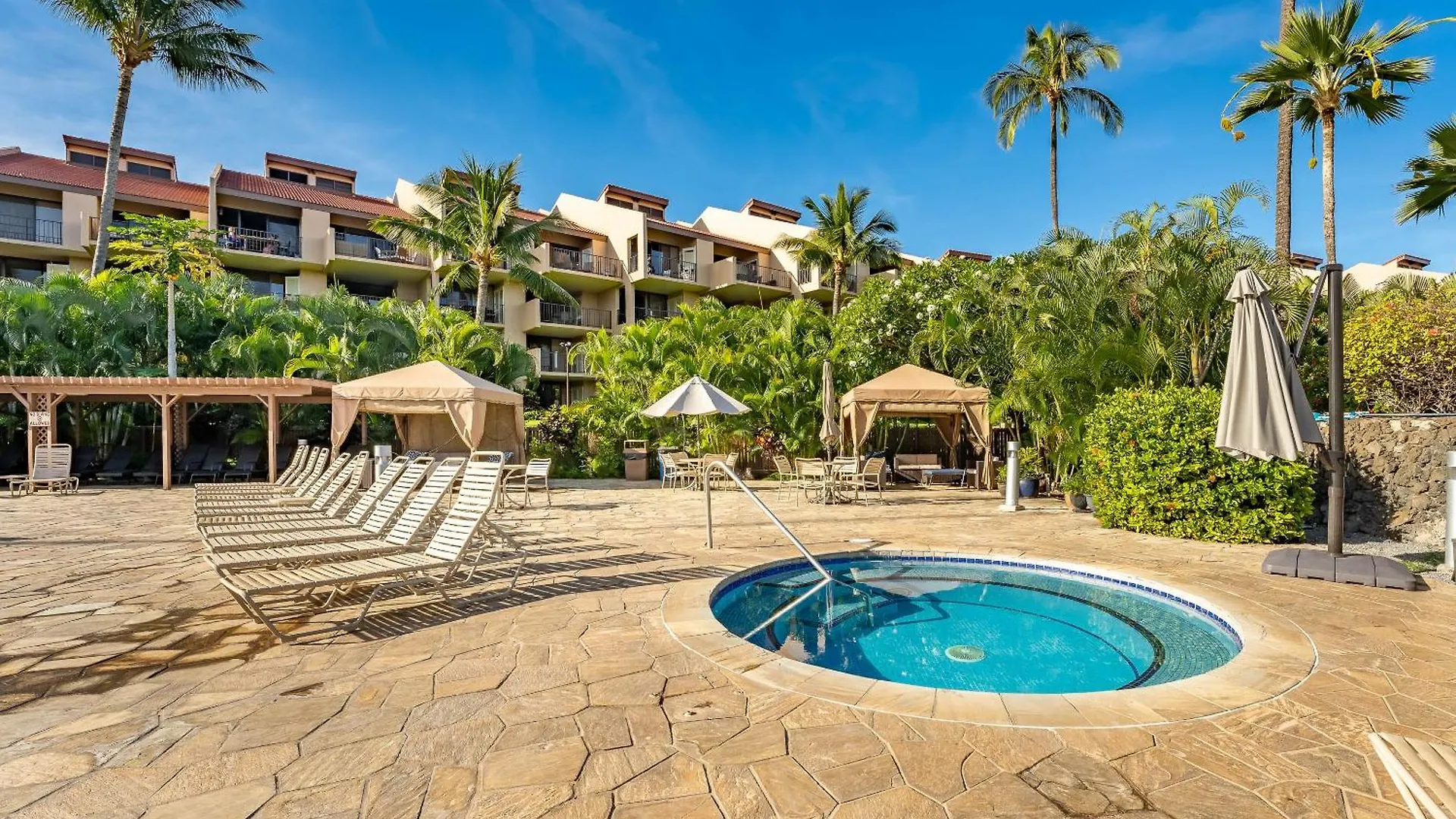 Kamaole Sands 8-402 - 2 Bedrooms, Pool Access, Spa, Sleeps 6 Wailea